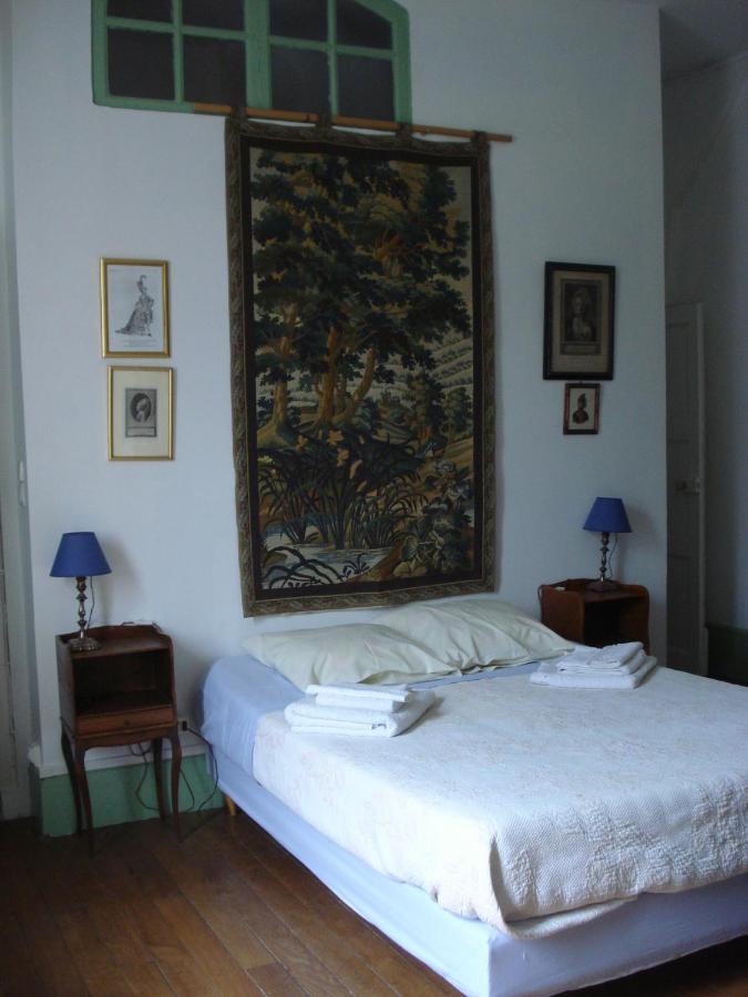 Bed and Breakfast Le Chevalier d'Eon à Tonnerre Extérieur photo
